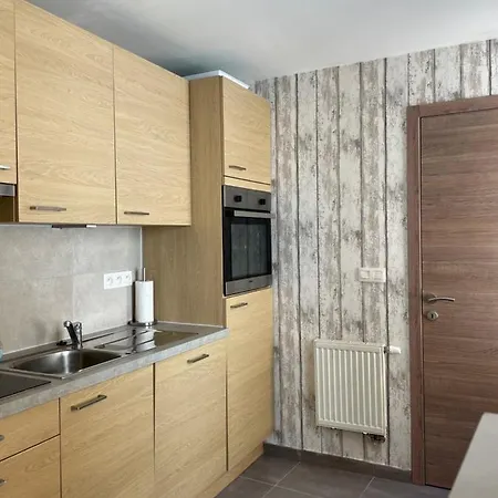 Middelbeach Apartment *