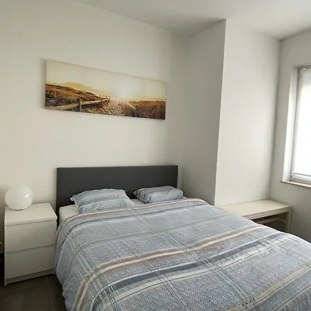 Middelbeach Apartment