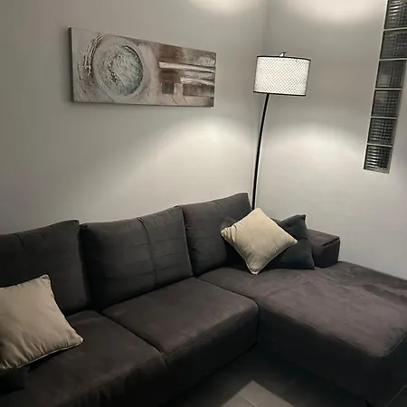 Middelbeach Lejlighed *