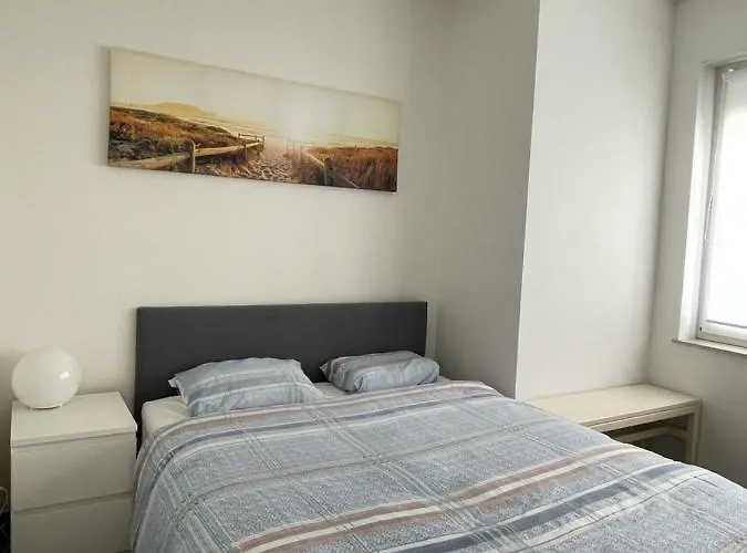 Middelbeach Apartment